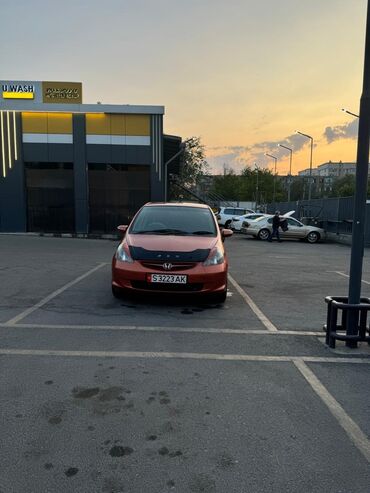 авто в рассрочку электромобиль: Honda Fit: 2006 г., 1.5 л, Вариатор, Бензин, Хэтчбэк
