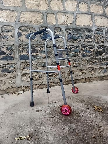 elil arabasi tap az: Gəzinti üçün təkərli əlil arabası tipli yurəyən (walker) - Material — 2