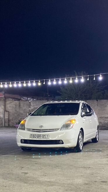 Saipa: Toyota Prius: 1.5 l | 2008 il Hetçbek