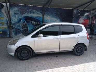 Honda: Honda Fit: 2004 г., 1.3 л, Вариатор, Бензин