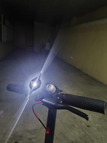 saft velosiped 29: Elektrik skuter – qatlana bilən, şəhərdaxili gediş üçün — 6