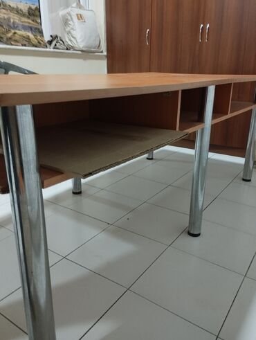 işçi masa: Б/у, Прямоугольный стол