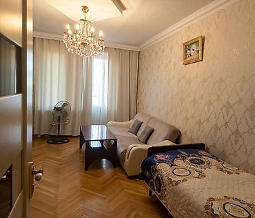 bakida evlerin satisi: Gəncə, 3 otaqlı, Köhnə tikili, 68 kv. m — 4