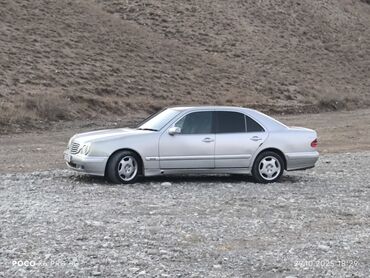 Mercedes-Benz: Mercedes-Benz E-Class: 2001 г., 2.6 л, Механика, Бензиновая, Седан — 4
