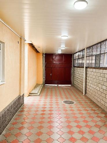 ihlas южный: Дом в районе Васильева / Исанова. $167 000 ≈ 14 612 500 сом 136 м² — 3