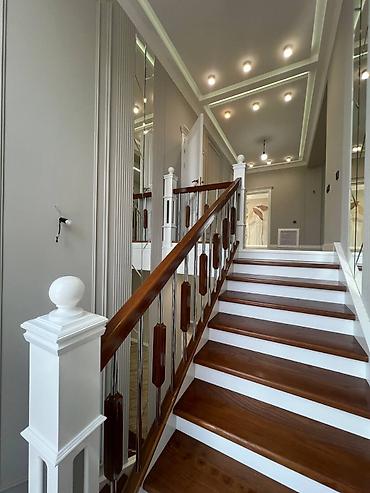 Продажа коттеджей и домов: 🏡 ПРОДАЁТСЯ СОВРЕМЕННЫЙ ОСОБНЯК 📍 Арча-Бешик | ул. Кен Кол / Чёртекова — 14