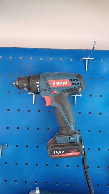 Металлопрокат: SKOM şirkətinin elektrik cihazları. Drel, Surupovert, Perforator və