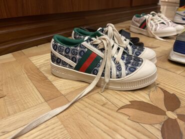 Uşaq ayaqqabıları: 32 razmer,yaxshi veziyyetde -da lalafo.az — 12 Uşaq ayaqqabıları: 32 razmer,yaxshi veziyyetde — 12