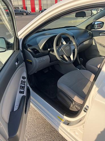 volkswagen passat 1: Hyundai Accent: 1.6 л | 2017 г. Седан — 9