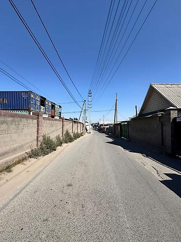 Продажа коттеджей и домов: ✅ Продается дом с топ локацией 🔥🔥🔥🔥 ✅ Район : Дордой ✅ Комнат : 4 ✅ — 6