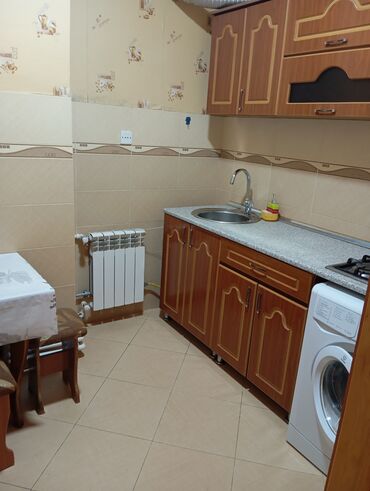 Uzunmüddətli kirayə mənzillər: Binəqədi rayonu ərazisində yerləşən 9 mikraronda Şamaxinkada 18/4. 2 — 16