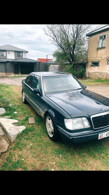 Mercedes-Benz: Mercedes-Benz W124: 1994 г., 2.2 л, Механика, Бензин, Седан