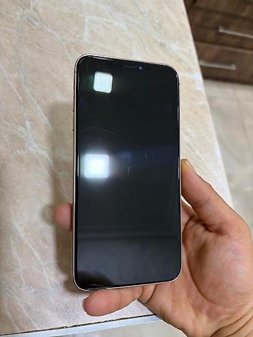 yığılma telefon: IPhone 16 Pro Max, 64 GB, Qızılı — 3