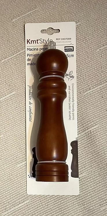 drveni stol: Mlin za biber drveni 20,5cm KmtStyle NOVO. OPIS PROIZVODA: Mlin za — 2