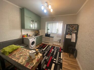 Продажа квартир: 4 комнаты, 105 м², 108 серия, 3 этаж — 6