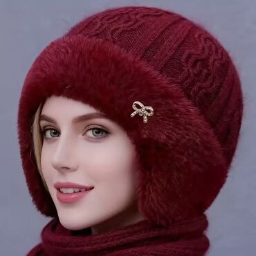 Ostala ženska odeća: Cena 1300din
Poručuje se,isporuka za nekoliko dana — 17