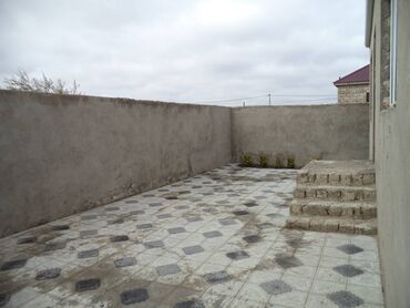 Həyət evləri və villaların satışı: Binə 3 otaqlı, 110 kv. m, Kredit var, Orta təmir — 23