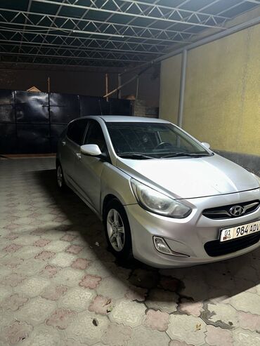 Hyundai: Hyundai Accent: 2011 г., 1.4 л, Автомат, Бензин, Хэтчбэк — 9