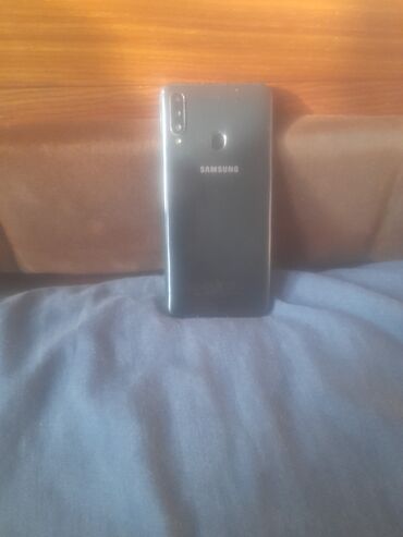 телефон а20: Samsung Б/у, цвет - Серый