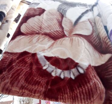 Ćebad i pokrivači: Ćebe — 22