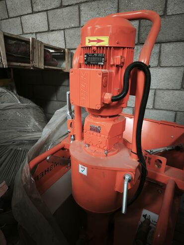 Выравнивающая штукатурка: Продается гипсовый штукатурочный аппарат. Производство Турция. Не разу — 7