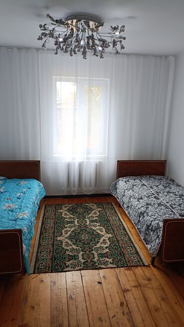 blagoustroennyj dom: 45 м², 3 комнаты, Свежий ремонт С мебелью