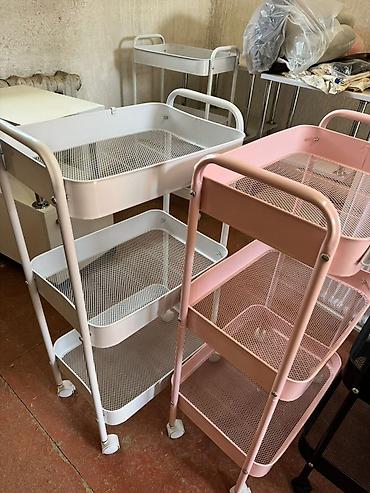 Другие медицинские товары: Стулья 
помощники
лампы 3500
кушетки 5000 — 5