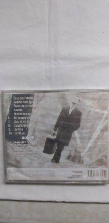 Knjige i stripovi: Cd domaca zabavna muzika,cena za kom — 3