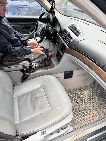 BMW: BMW 7 series: 1997 г., 3.5 л, Типтроник, Газ, Седан — 11