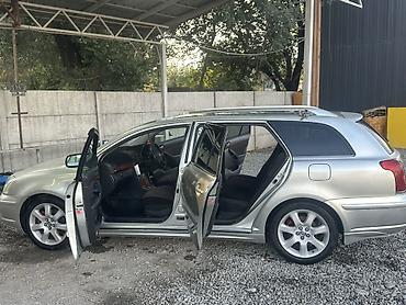 Toyota: Toyota Avensis: 2004 г., 2 л, Автомат, Бензин, Универсал — 6