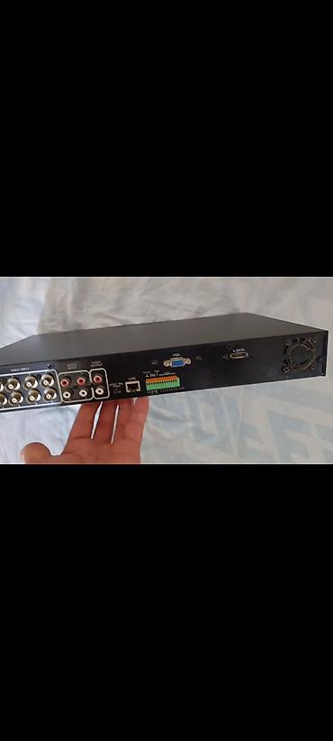 dvr 8 port: LG DVR videomüşahidə qeydiyyatçısı Xüsusiyyətlər: - 8 kanallı BNC — 4