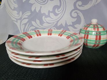 Kuhinjski setovi: Servis nov za kafe,caj,poslastice rucno oslikan 80te.Blue Elephant na lalafo.rs — 9 Kuhinjski setovi: Servis nov za kafe,caj,poslastice rucno oslikan 80te.Blue Elephant — 9