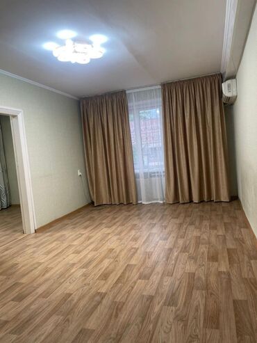 сдаю 2х ком квартиру: 2 комнаты, 42 м², Индивидуалка, 2 этаж