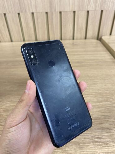 ми а 2: Xiaomi, Mi A2 Lite, Б/у, 64 ГБ, цвет - Черный, 2 SIM