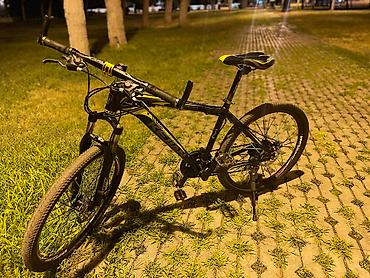 Şəhər velosipedləri: Velosiped işlənmiş əla vəziyəttə 26-təkər “Shimano — 2