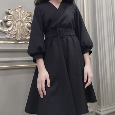 чёрное: Вечернее платье, Пышное, Короткая модель, Шелк, С рукавами, L (EU 40)