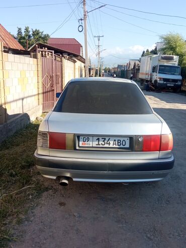 авто в рассрочку ауди: Audi 80: 1992 г., 2 л, Механика, Бензин