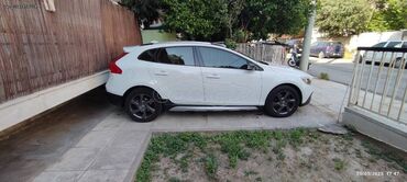 Volvo: Volvo V40 Cross Country : 1.6 l | 2015 year | 110000 km. Coupe/Sports