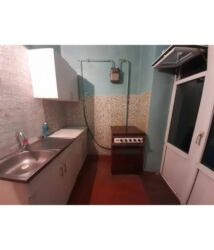 Долгосрочная аренда квартир: 1 комната, Агентство недвижимости, Без подселения, С мебелью частично — 1