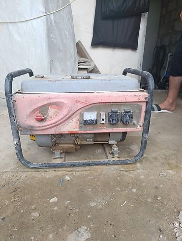 3 kw generator benzin
220 stabil verir
işlətmədiyim üçün satıram
