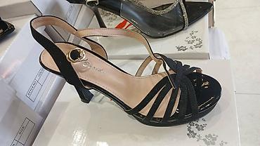 ugg sandals: Ženske sandale – elegantne i ležerne modele - Večernje/ceremonijalne — 4