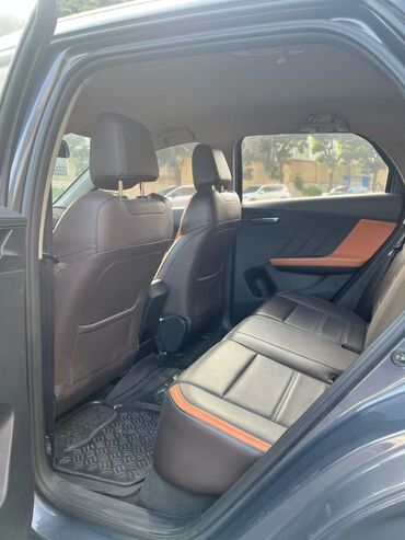 BYD: BYD E2: 2021 г., Электромобиль, Хэтчбэк — 4