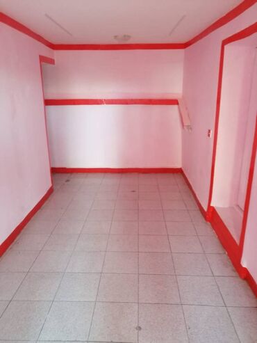 Digər kommersiya daşınmaz əmlakı: Bütün profillərə uyğun 86 kv 5 otaqlı obyekt icarəyə verilir. Anbar — 6