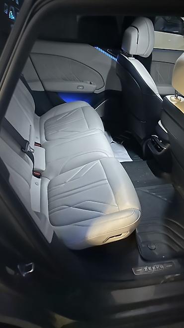 Geely: Zeekr 007: 0.1 - engine capacity л | 2024 г. Фастбек — 4
