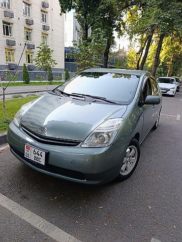 Toyota Prius: 2004 г., Вариатор, Гибрид, Хетчбек lalafo.kg да Toyota Prius: 2004 г., Вариатор, Гибрид, Хетчбек