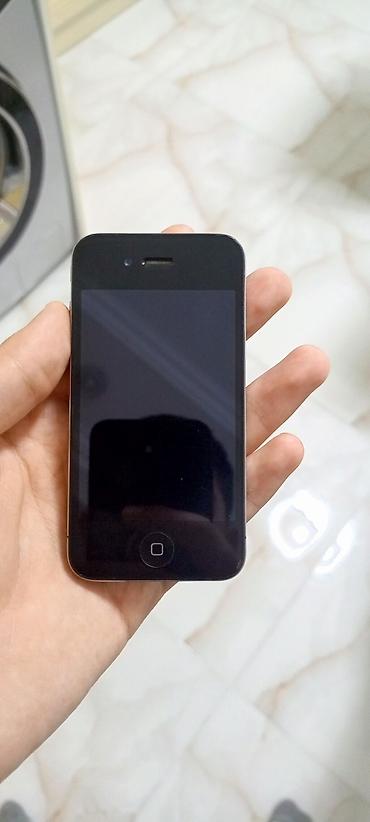 IPhone 4, < 16 GB, Qara