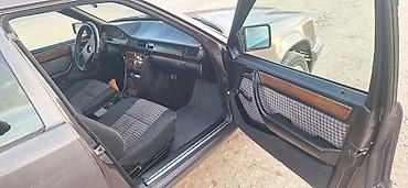 новые моторы: Mercedes-Benz W124: 1991 г., 2.5 л, Механика, Дизель, Седан — 4