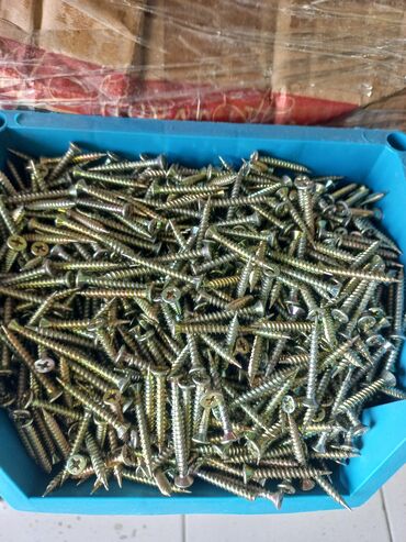 Qaykalar: Metiz və bərkidici məhsulların geniş seçimi Məhsul çeşidləri: - — 17