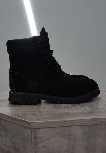 timberland ботинки: Зимние сапоги Timbaland Черного цвета, нубук Сапоги подойдут на — 2