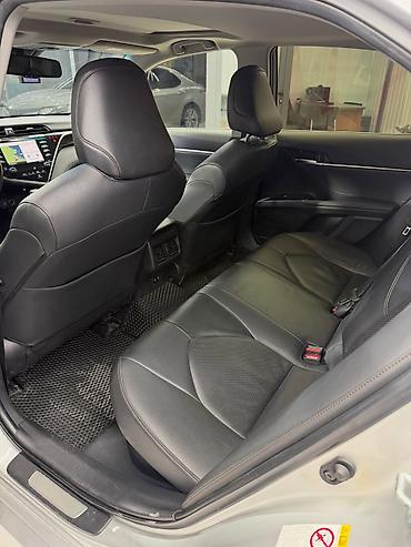 70: Toyota Camry: 2018 г., 2.5 л, Автомат, Гибрид, Седан — 3
